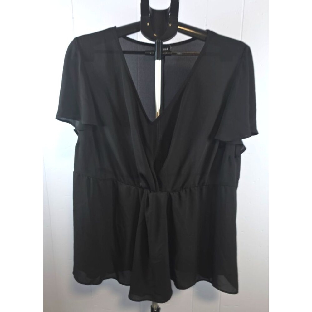 Torrid Black Shirt Blouse Size 2 Size 18/20 Cap Sleeve Career Casual